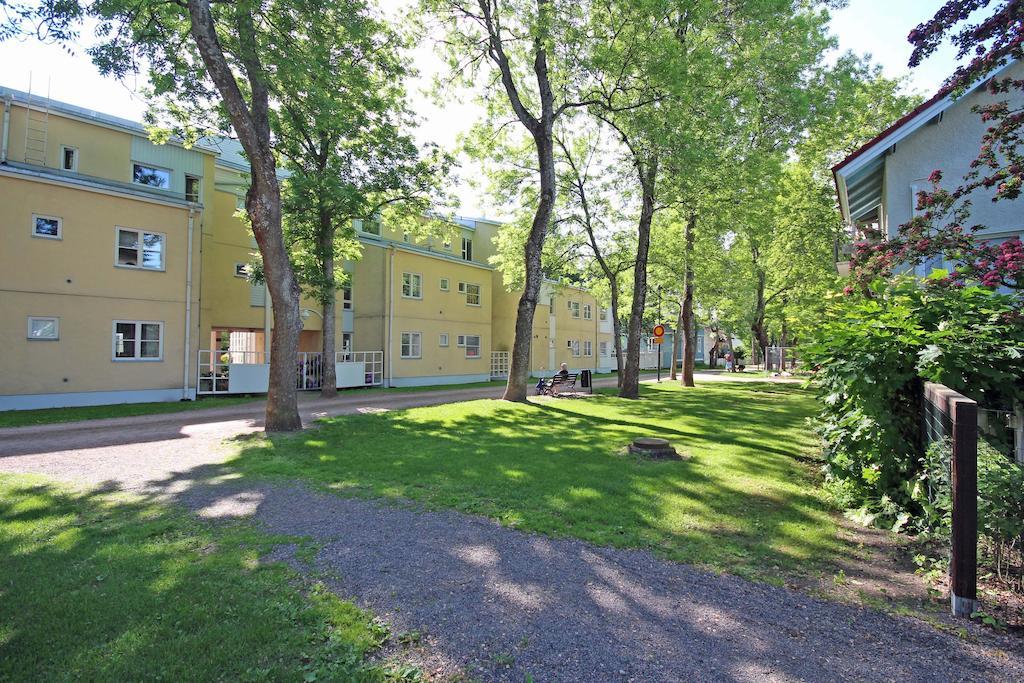Appartement Majoitushuoneisto Tuomipuisto à Naantali Extérieur photo